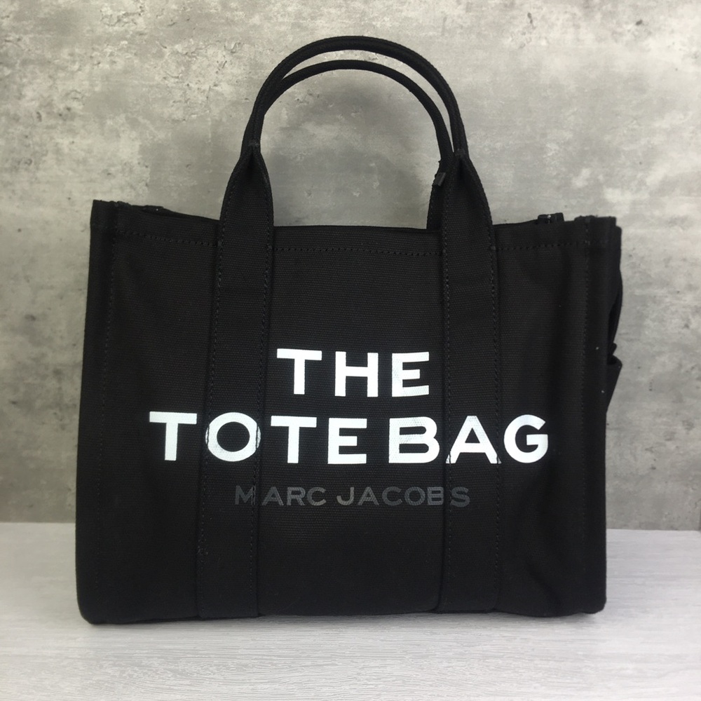 Marc Jacobs Black Tote with White Accents Szie M - Picture 3 of 11